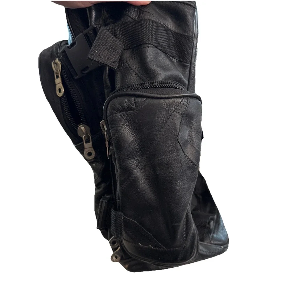 Diamond Plate Buffalo Leather Backpack Great Biker Wear Patchwork Black Zip Clip